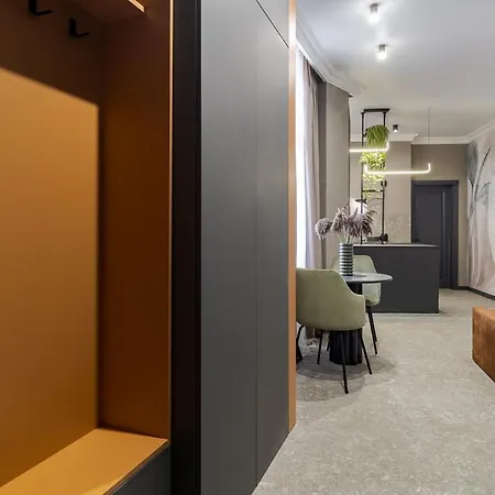 Modern Apartment Lviv Exterior photo